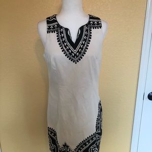 🌞WHBM White Black Boho Print Shift Dress